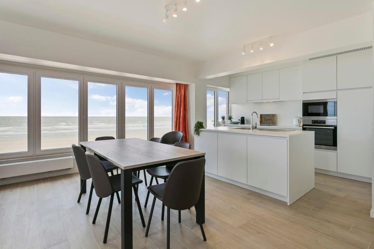 Huswell - Majestic Apartment With Breathtaking Sea View Де-Хаан Экстерьер фото
